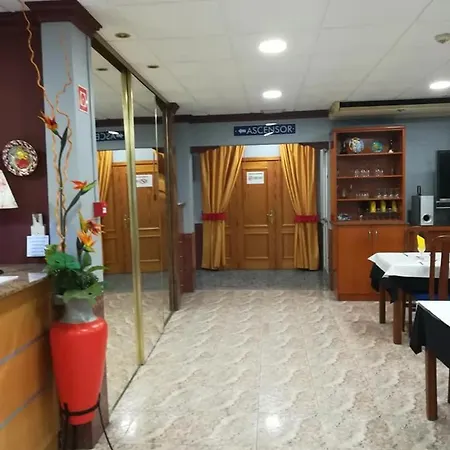 La Bolera Hotel 2*